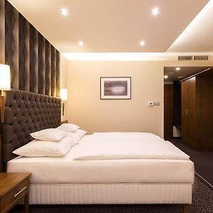 Szonyi Garden Hotel Pest